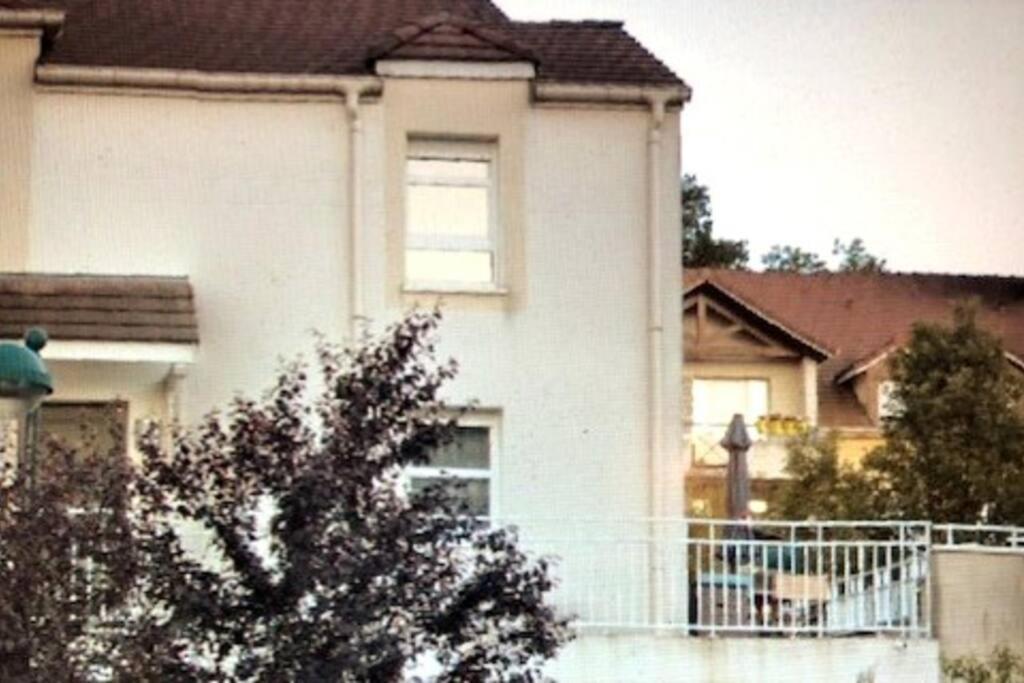 Joli Duplex Proche Disneyland Διαμέρισμα Μοντεβρέν Εξωτερικό φωτογραφία